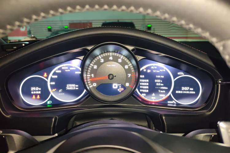 Used Porsche Panamera 2023-Year Restyled Panamera Executive Extended Platinum Edition 2.9T Instrument Cluster