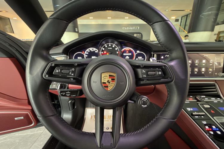 Used Porsche Panamera 2023 Facelifted Panamera 2.9T Platinum Edition Interior 1