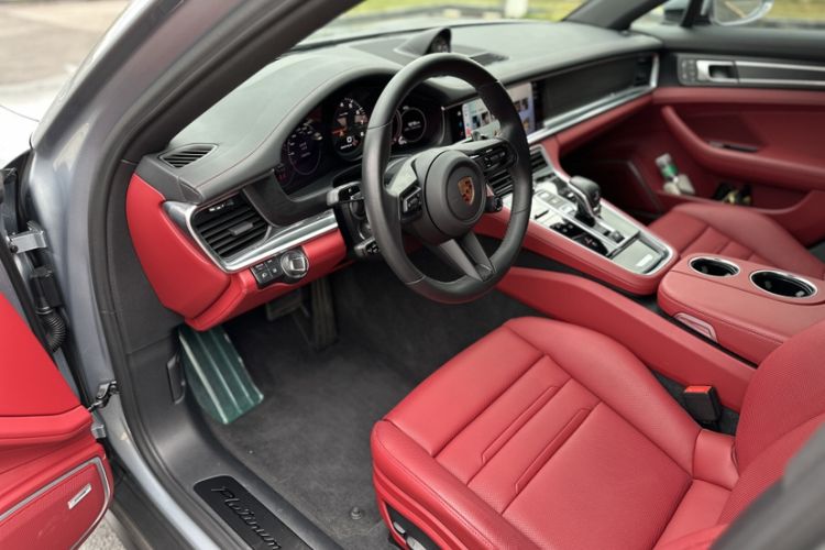 Used Porsche Panamera 2023 Facelifted Panamera 2.9T Platinum Edition Interior 2
