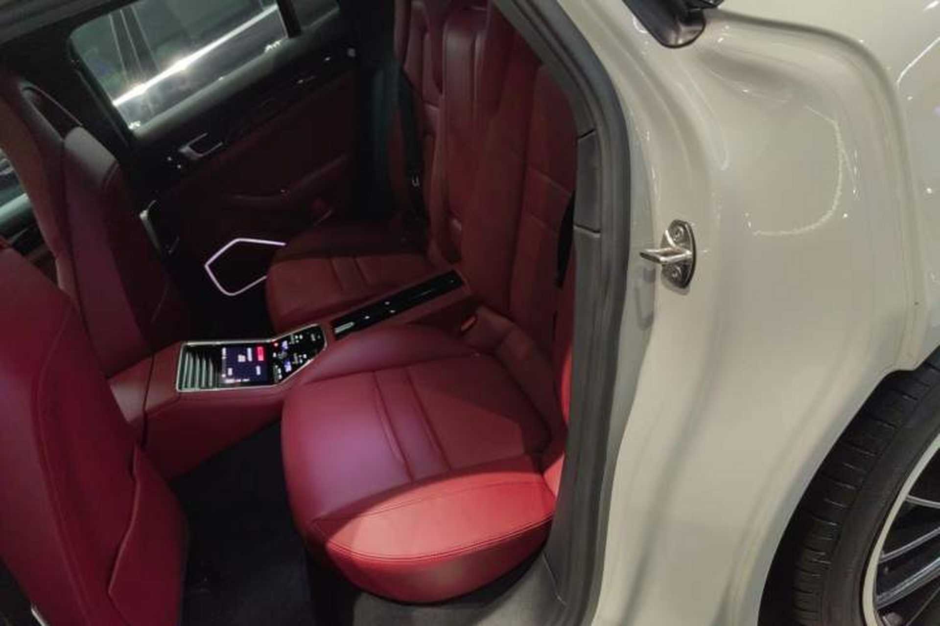 Used Porsche Panamera 2023 Panamera 2.9T Left Rear Seat