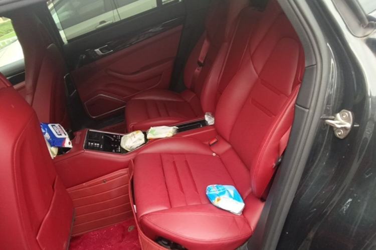 Used Porsche Panamera 2023 Panamera Executive Long Wheelbase Platinum Edition 2.9T Left Rear Seat