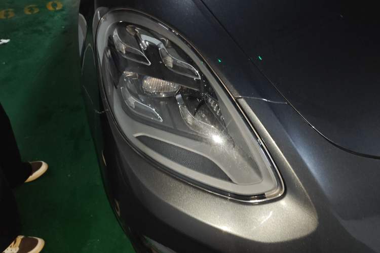 Used Porsche Panamera 2023 Facelifted Panamera 2.9T Platinum Edition Right Front Headlight