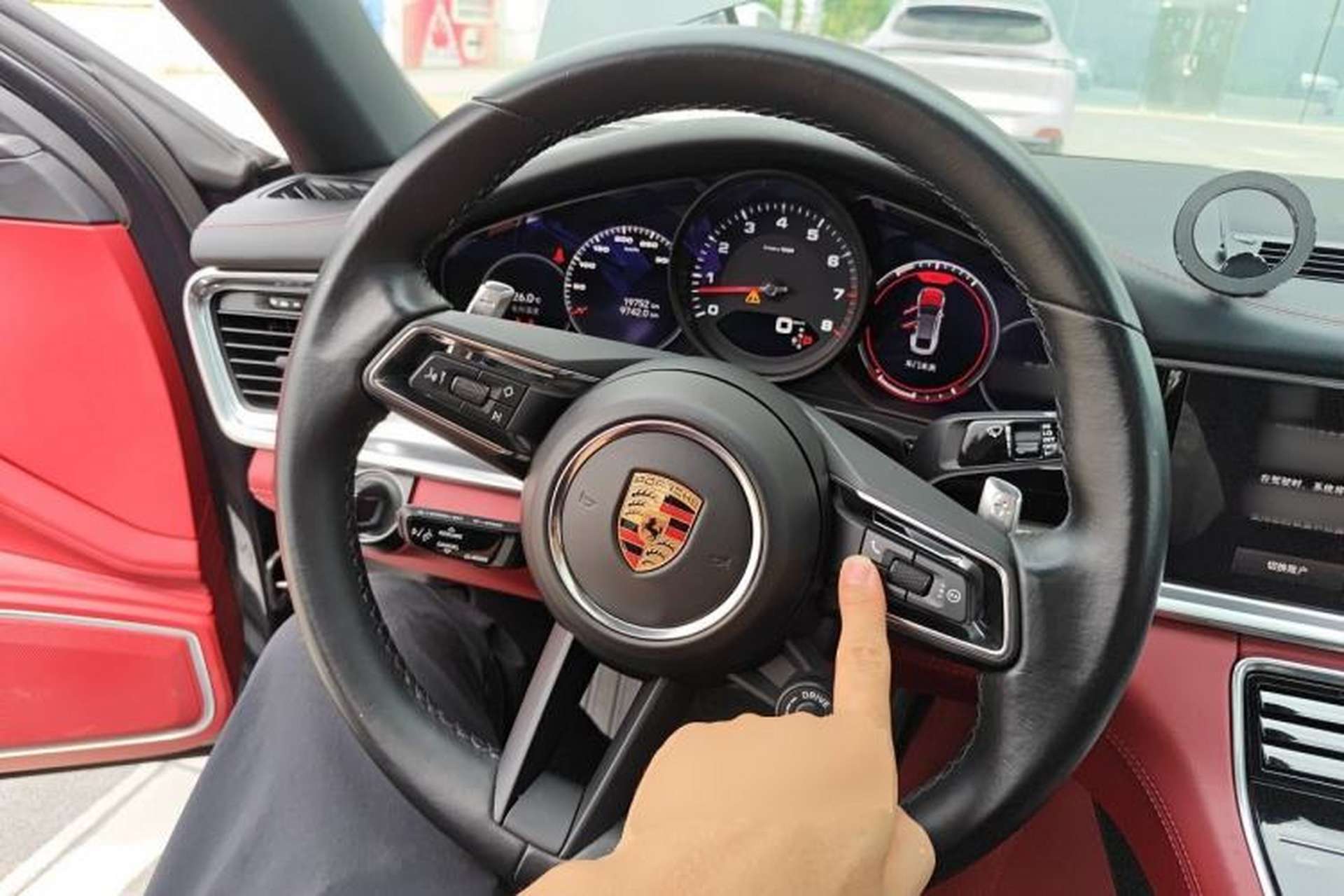 Used Porsche Panamera 2023 Panamera Executive Long Wheelbase 2.9T Steering Wheel