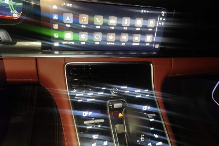 Used Porsche Panamera 2023 Facelifted Panamera 2.9T Platinum Edition Audio And AC Panel