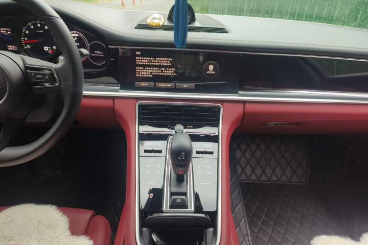 Used Porsche Panamera 2023 Facelifted Panamera 2.9T Platinum Edition Audio And AC Panel