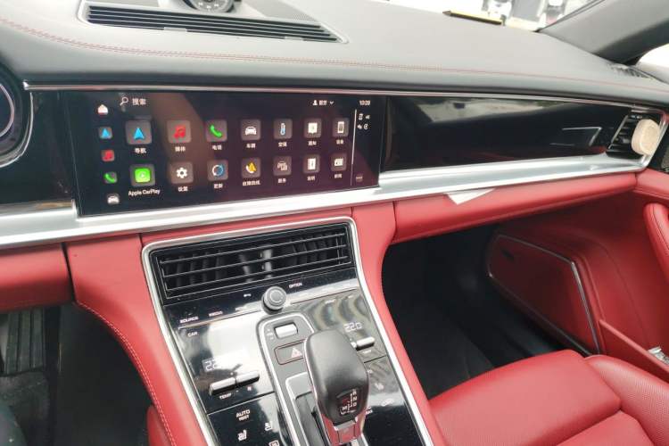 Used Porsche Panamera 2023-Year Restyled Panamera Executive Extended Platinum Edition 2.9T Audio And AC Panel