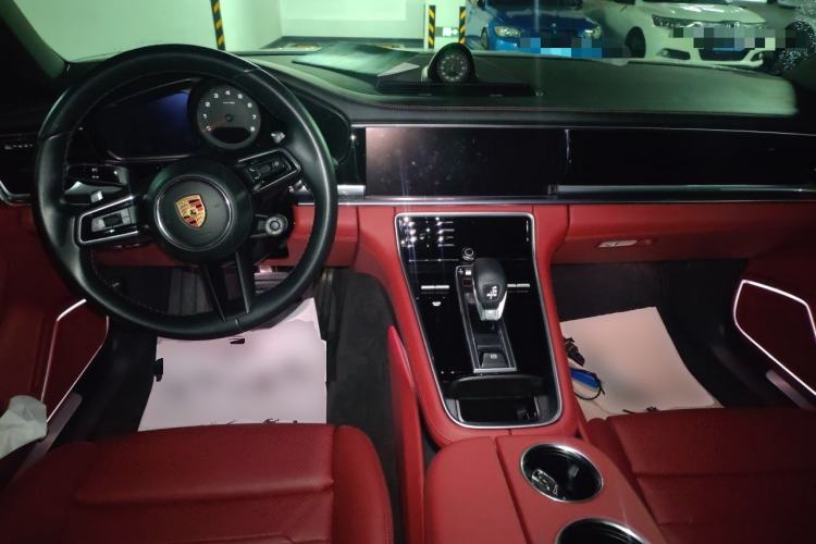 Used Porsche Panamera 2023 Panamera Executive Long Wheelbase 2.9T Center Console