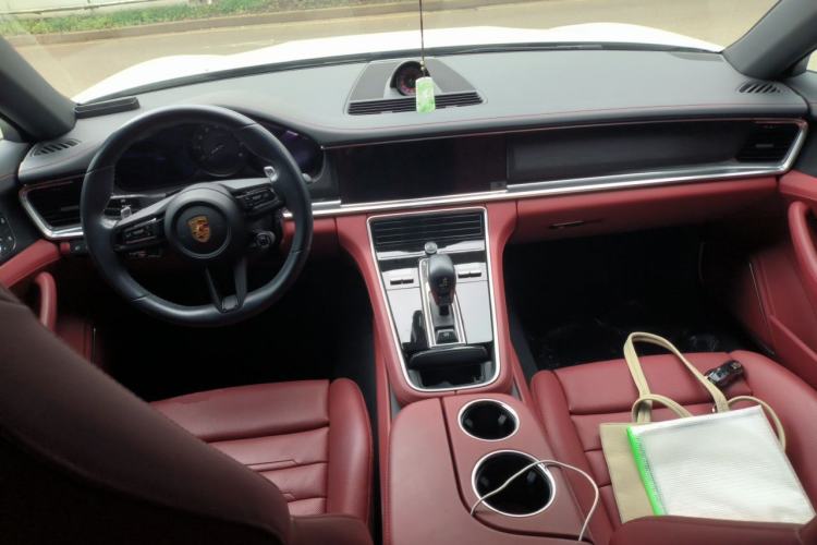 Used Porsche Panamera 2023 Panamera 2.9T Center Console