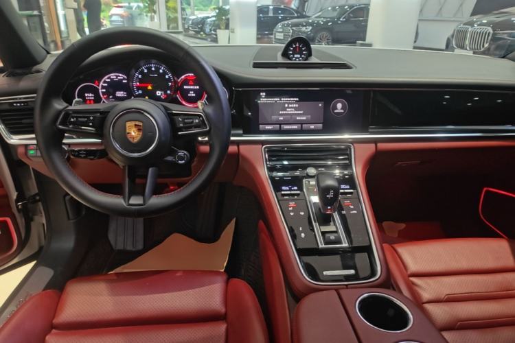 Used Porsche Panamera 2023 Panamera 2.9T Center Console