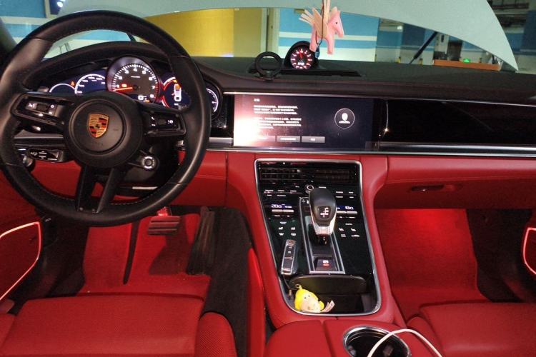 Used Porsche Panamera 2023 Panamera 2.9T Center Console