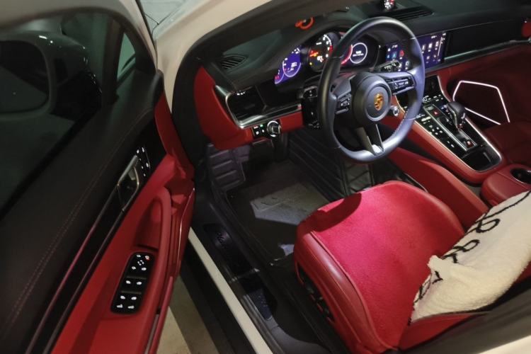 Used Porsche Panamera 2023 Panamera 2.9T Platinum Edition Driver Seat
