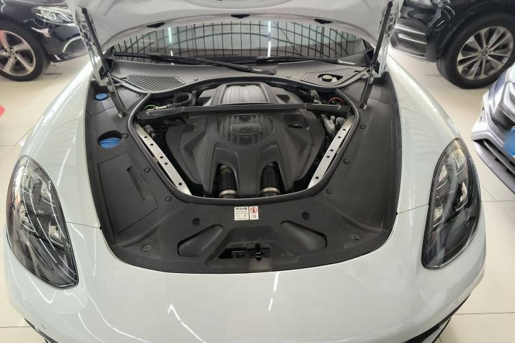 Used Porsche Panamera 2023 Panamera 2.9T Platinum Edition Engine Bay