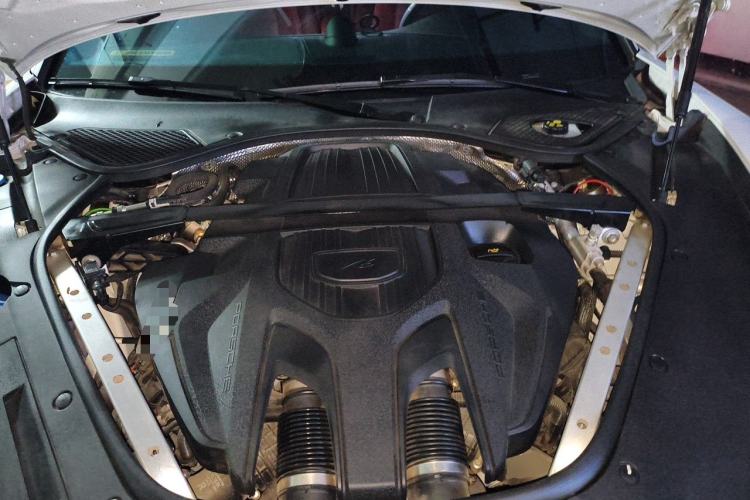Used Porsche Panamera 2023 Panamera 2.9T Engine Bay