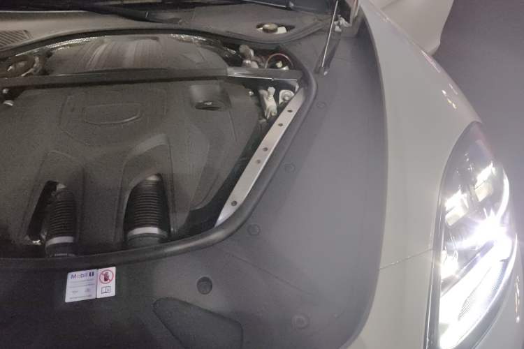 Used Porsche Panamera 2023-Year Restyled Panamera Executive Extended Platinum Edition 2.9T Engine Bay Left