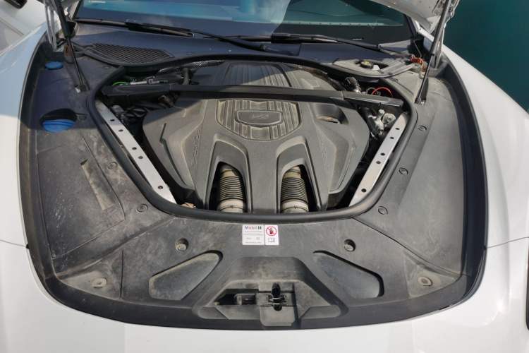 Used Porsche Panamera 2023 Panamera 2.9T Engine Bay
