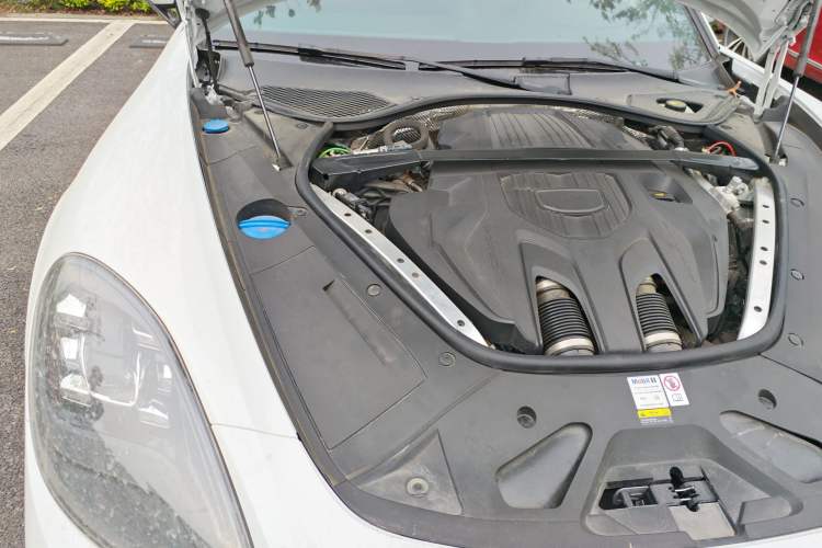 Used Porsche Panamera 2023 Panamera 2.9T Engine Bay Right