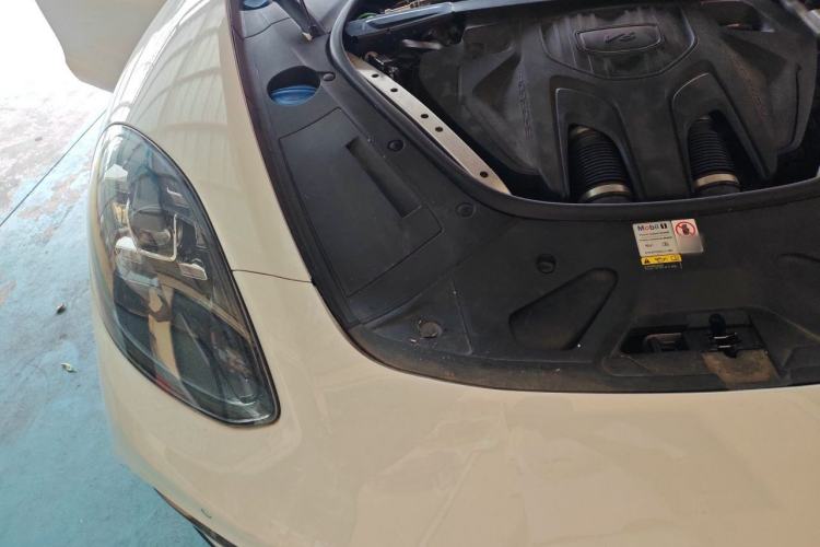 Used Porsche Panamera 2023 Panamera Executive Long Wheelbase 2.9T Engine Bay Right
