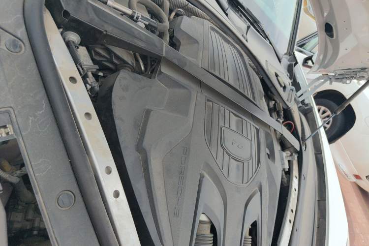 Used Porsche Panamera 2023 Restyled Panamera 4 Executive Extended Platinum Edition 2.9T Engine Bay Right