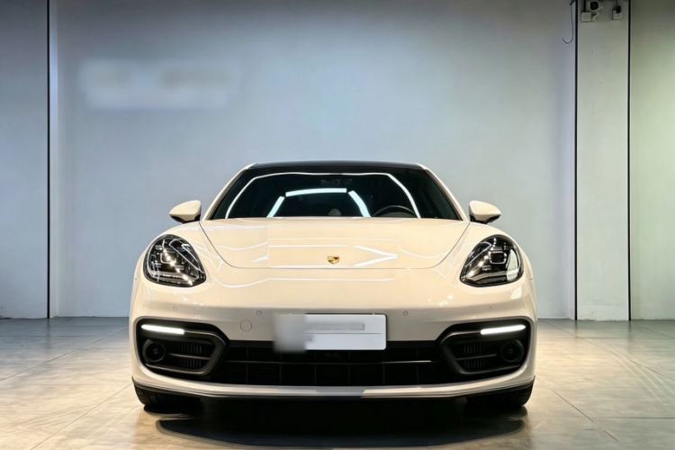 Used Porsche Panamera 2023 Facelifted Panamera 2.9T Platinum Edition Exterior 1