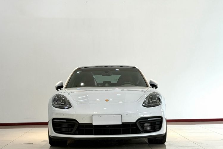 Used Porsche Panamera 2023 Facelifted Panamera 2.9T Platinum Edition Exterior 1