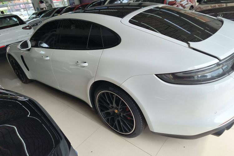 Used Porsche Panamera 2023 Panamera 2.9T Platinum Edition Exterior 3