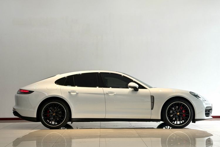 Used Porsche Panamera 2023 Panamera 2.9T Platinum Edition Exterior 3