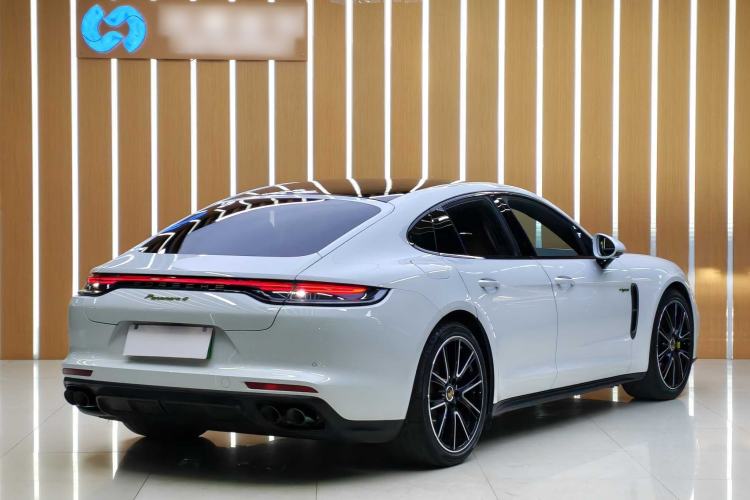 Used Porsche Panamera 2023 Panamera 4 E-Hybrid Platinum Edition 2.9T Exterior 4