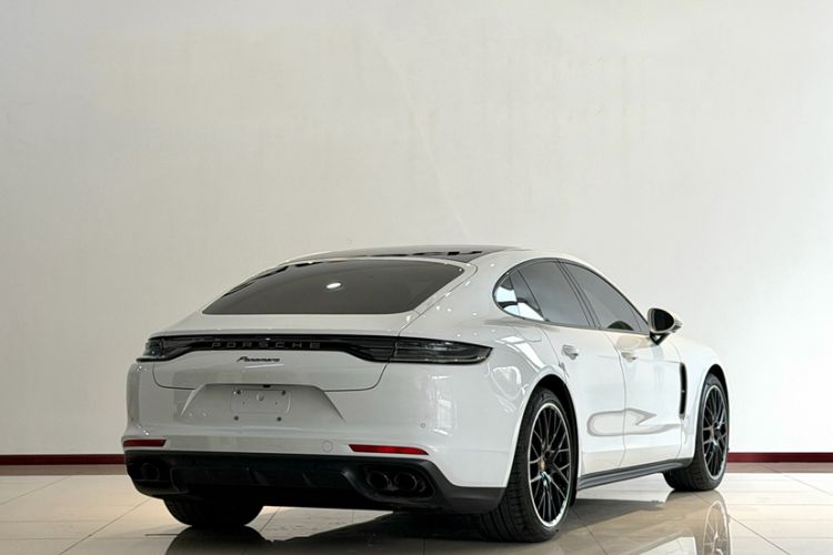 Used Porsche Panamera 2023 Panamera 2.9T Platinum Edition Exterior 6