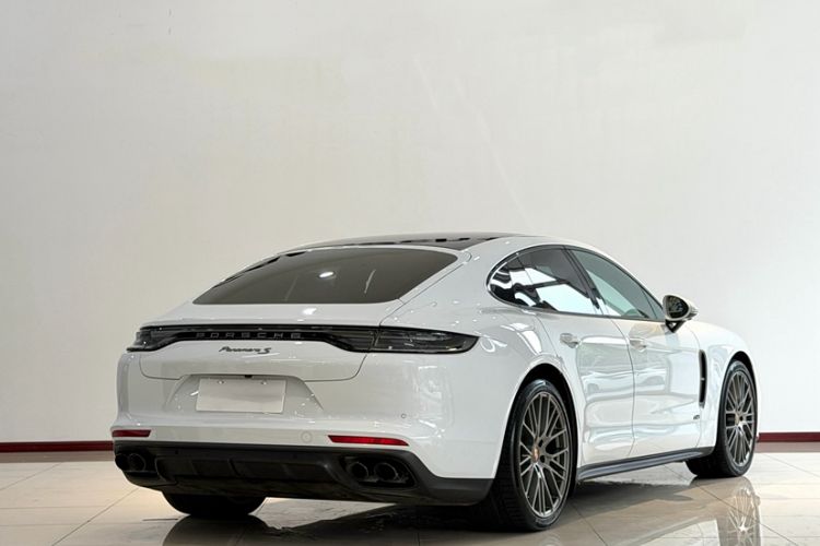 Used Porsche Panamera 2023 Facelifted Panamera 2.9T Platinum Edition Exterior 6