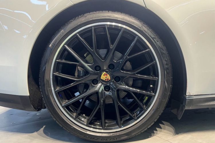 Used Porsche Panamera 2023-Year Restyled Panamera Executive Extended Platinum Edition 2.9T Exterior 7