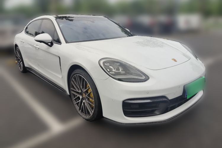 Used Porsche Panamera 2023-Year Restyled Panamera Executive Extended Platinum Edition 2.9T Front Right 45 Deg