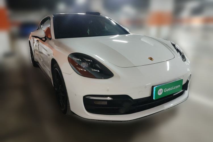 Used Porsche Panamera 2023 Panamera 2.9T Platinum Edition Front Right 45 Deg