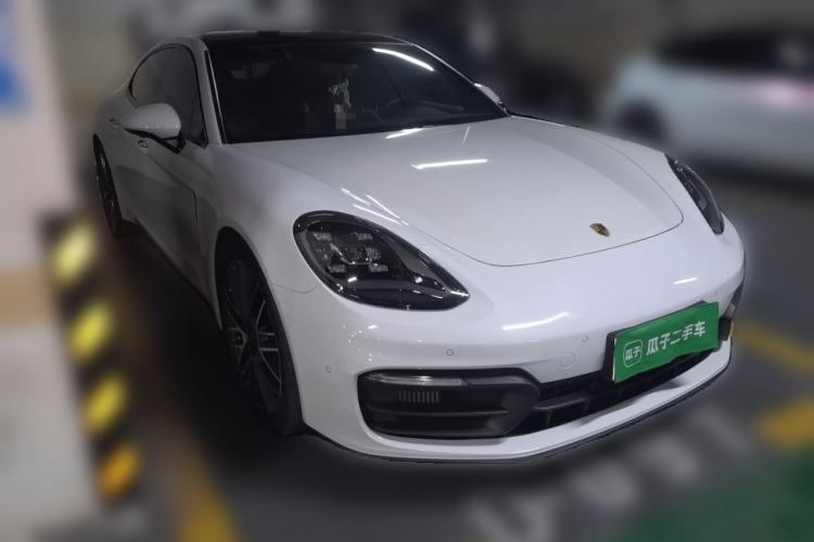 Used Porsche Panamera 2023 Facelifted Panamera 2.9T Platinum Edition Front Right 45 Deg