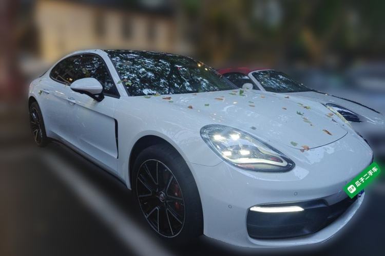 Used Porsche Panamera 2023 Panamera 2.9T Front Right 45 Deg