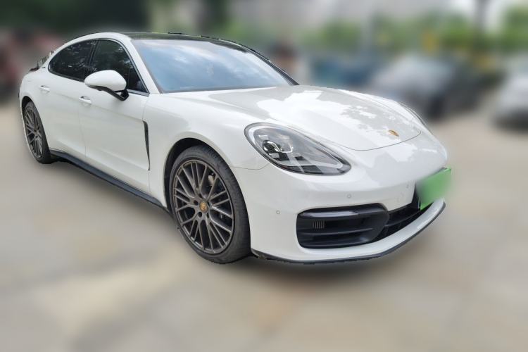 Used Porsche Panamera 2023-Year Restyled Panamera Executive Extended Platinum Edition 2.9T Front Right 45 Deg