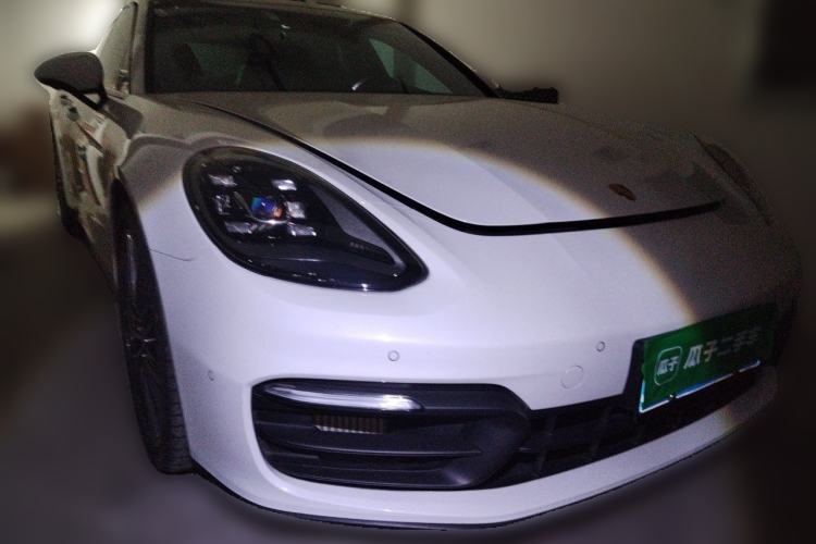 Used Porsche Panamera 2023 Facelifted Panamera 2.9T Platinum Edition Front Right 45 Deg