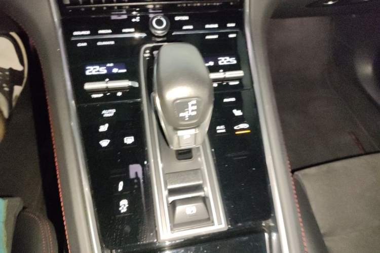Used Porsche Panamera 2023 Panamera GTS 4.0T Gear Lever