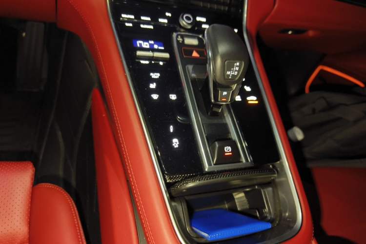 Used Porsche Panamera 2023 Panamera 4 Executive Long Wheelbase 2.9T Gear Lever