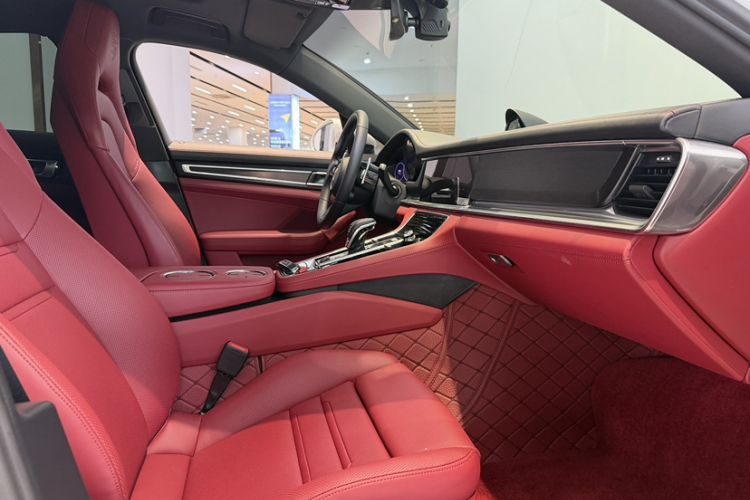 Used Porsche Panamera 2023 Panamera 2.9T Platinum Edition Headliner