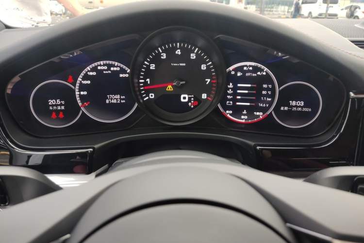 Used Porsche Panamera 2023-Year Restyled Panamera Executive Extended Platinum Edition 2.9T Instrument Cluster