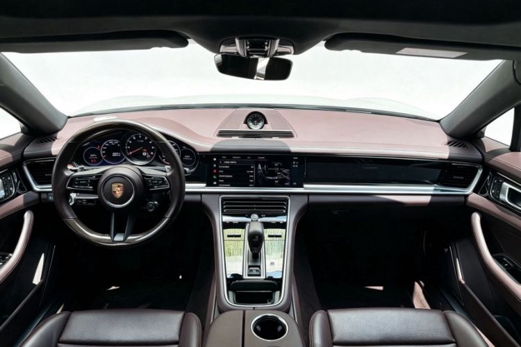 Used Porsche Panamera 2023 Panamera 2.9T Interior 1