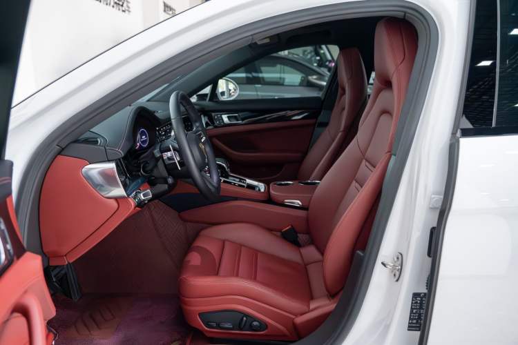 Used Porsche Panamera 2023 Panamera 2.9T Interior 1