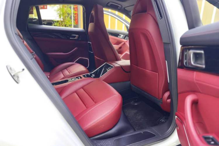 Used Porsche Panamera 2023 Panamera 4 E-Hybrid Platinum Edition 2.9T Interior 10