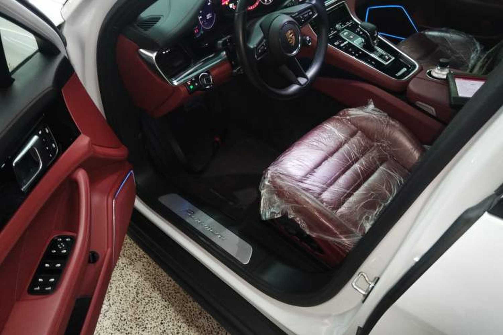 Used Porsche Panamera 2023 Panamera 2.9T Interior 3