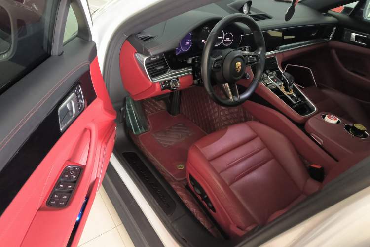 Used Porsche Panamera 2023 Panamera 2.9T Platinum Edition Interior 3