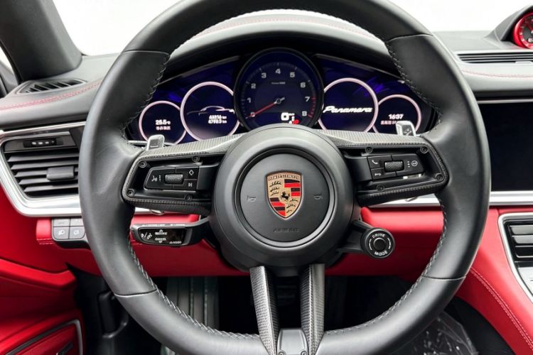 Used Porsche Panamera 2023-Year Restyled Panamera Executive Extended Platinum Edition 2.9T Interior 3