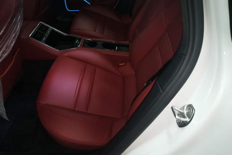 Used Porsche Panamera 2023 Panamera 2.9T Interior 4