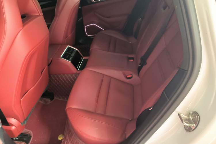 Used Porsche Panamera 2023 Panamera 2.9T Platinum Edition Interior 4