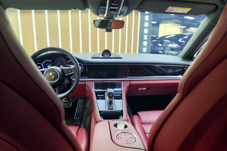 Used Porsche Panamera 2023 Panamera 4 E-Hybrid Platinum Edition 2.9T Interior 4