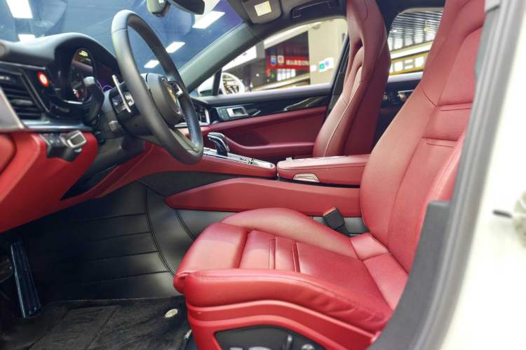 Used Porsche Panamera 2023 Panamera 4 E-Hybrid Platinum Edition 2.9T Interior 6